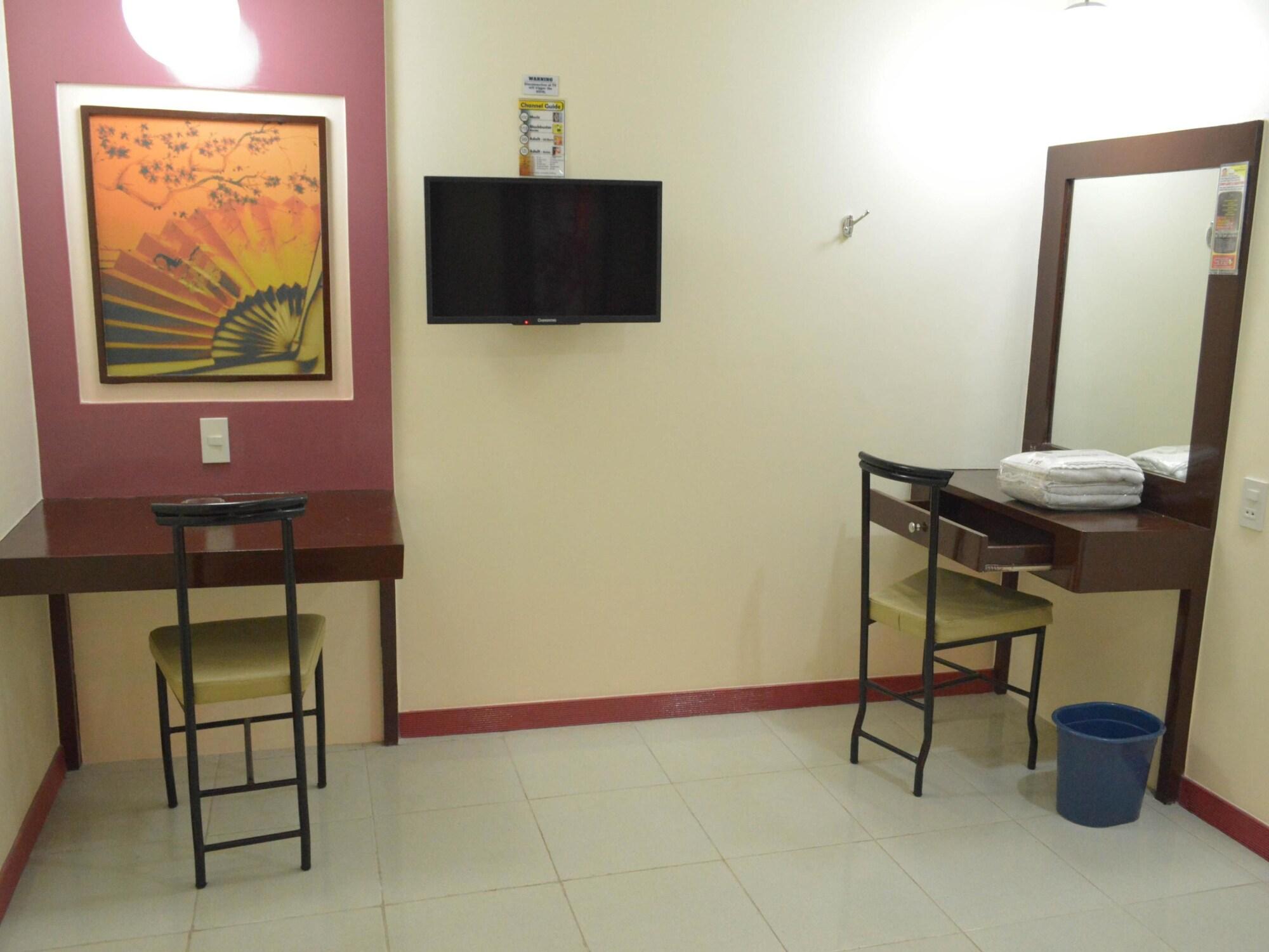 Hotel Sogo Pasay Wood Street Exterior foto