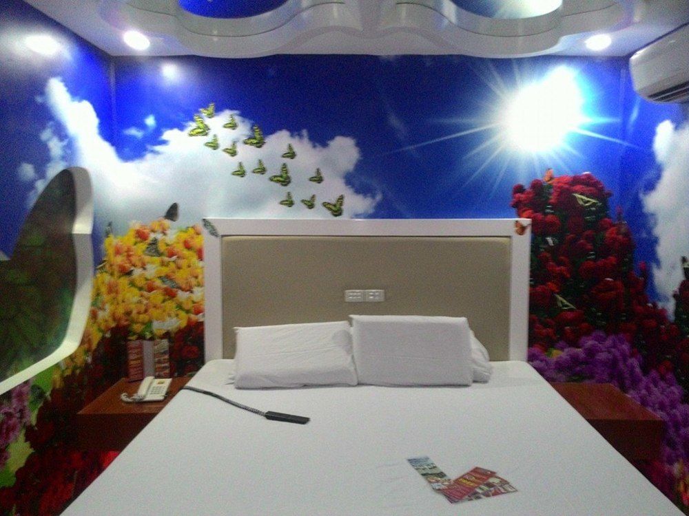 Hotel Sogo Pasay Wood Street Exterior foto