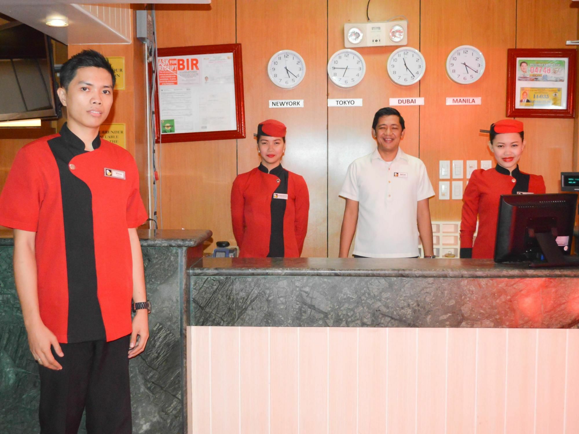 Hotel Sogo Pasay Wood Street Exterior foto