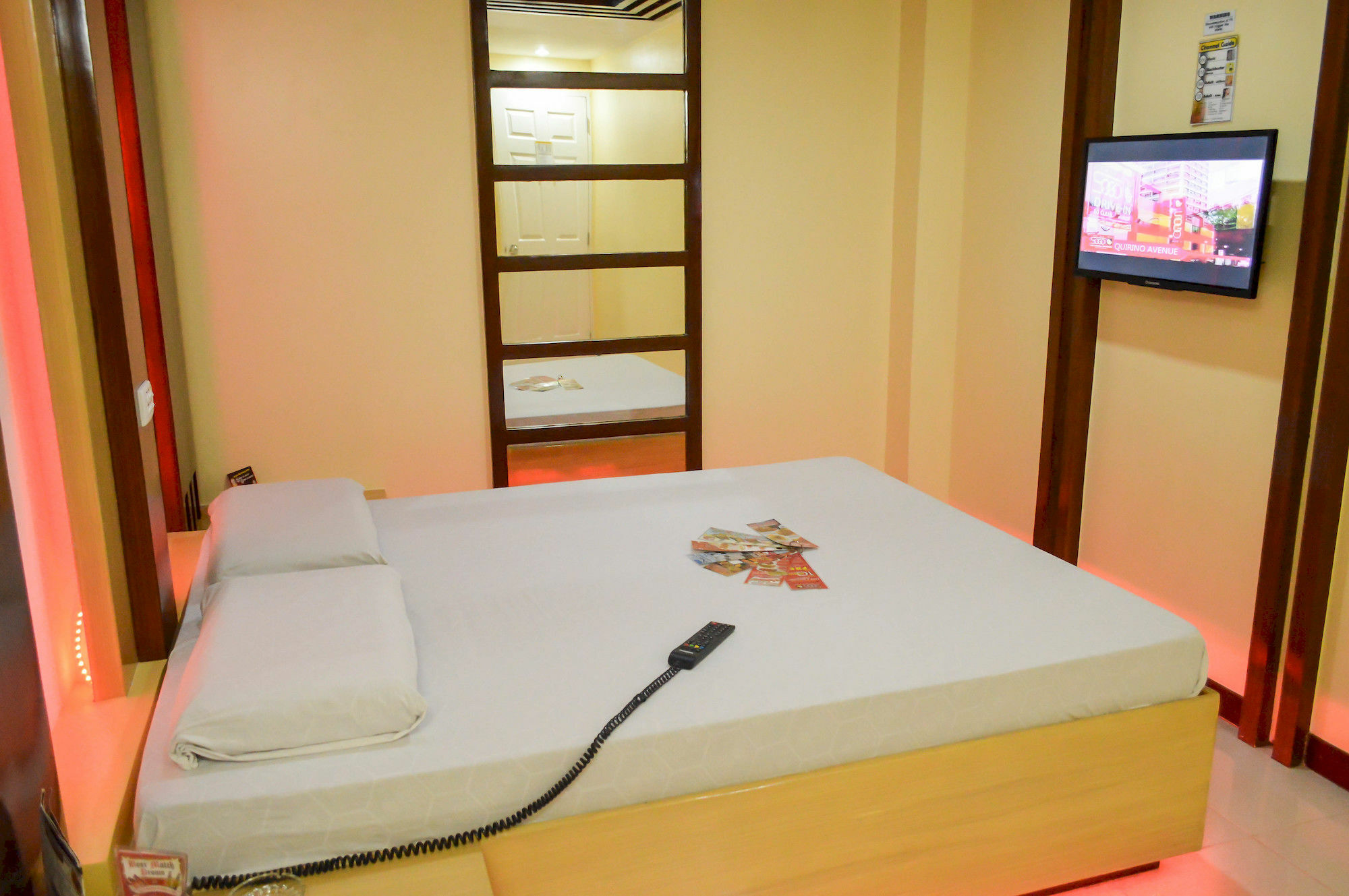 Hotel Sogo Pasay Wood Street Exterior foto