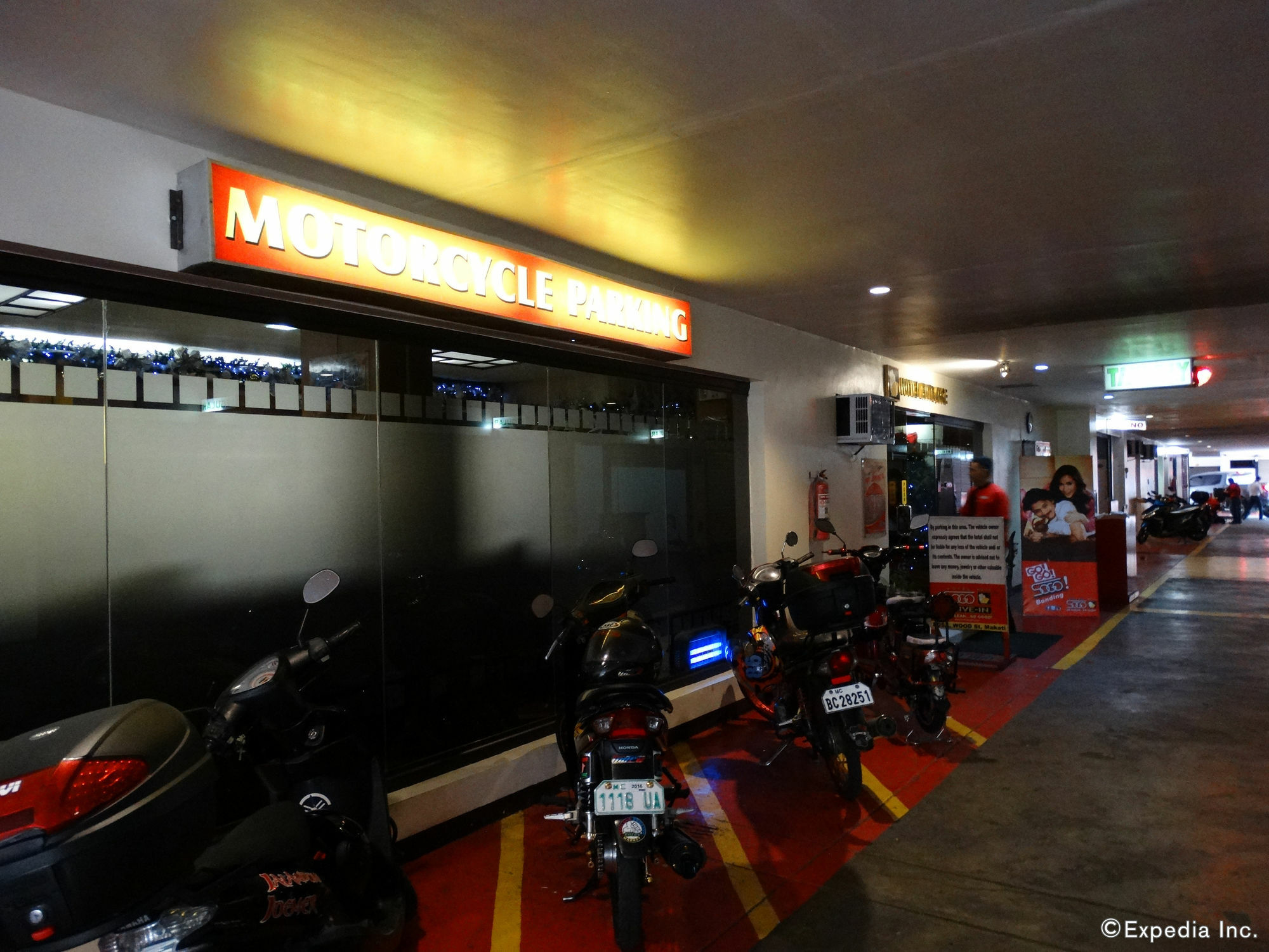 Hotel Sogo Pasay Wood Street Exterior foto