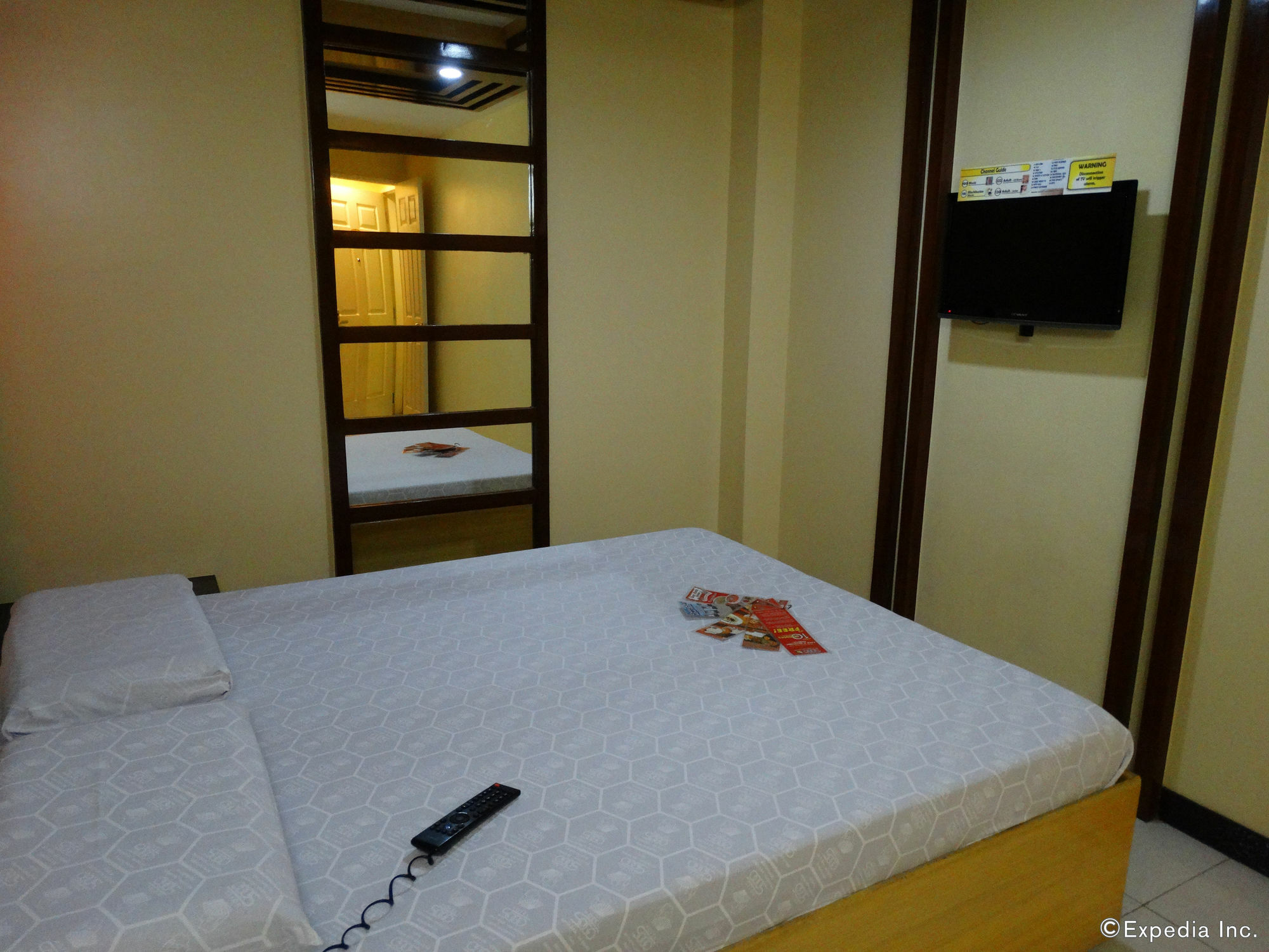 Hotel Sogo Pasay Wood Street Exterior foto